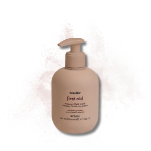 BY FAMA WONDHER First Aid maska odżywcza do włosów ​​zniszczonych 300 ml - image 2